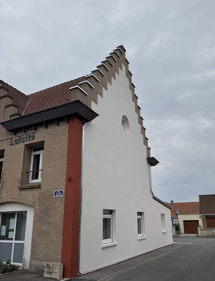Application d'enduit de façade Côte d'Opale